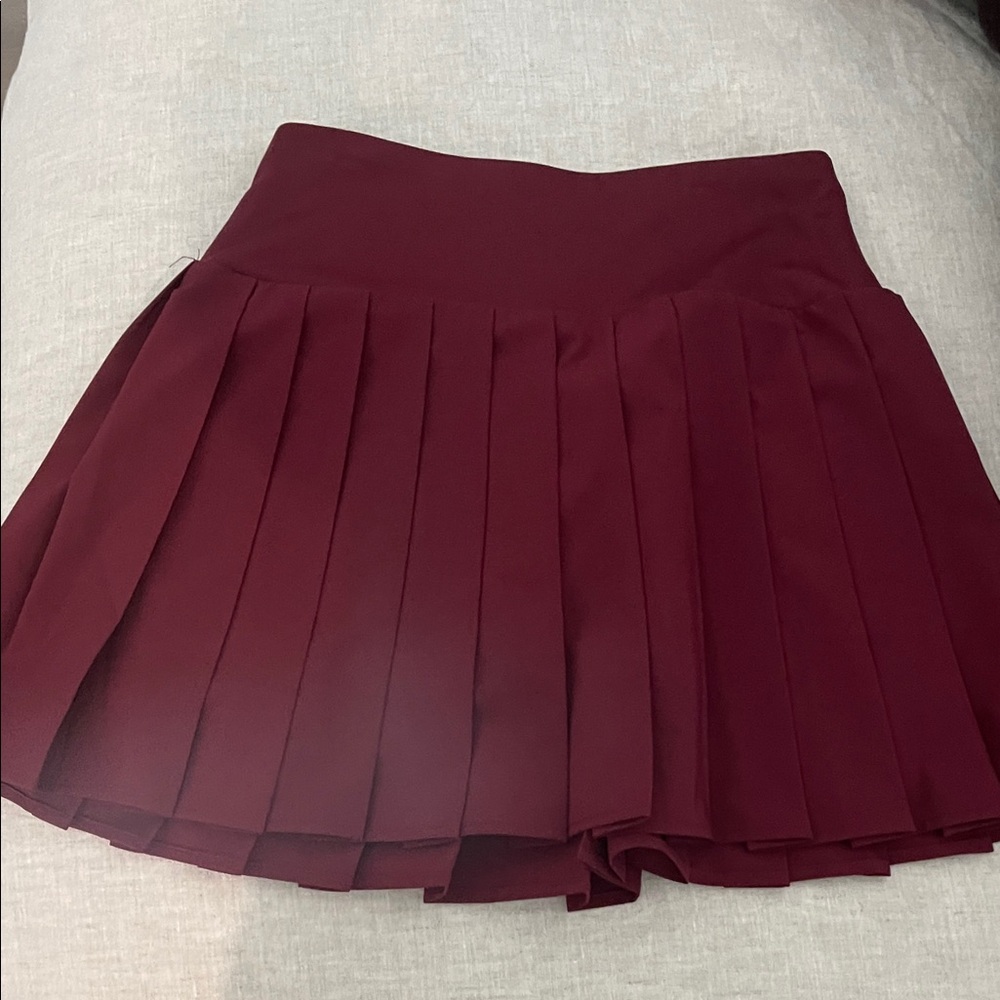 Elegant Burgundy Pleated Skirt